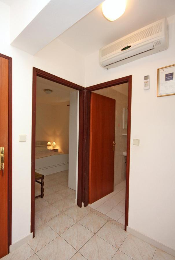 Apartment Barbat 4962A Barbat na Rabu Kültér fotó